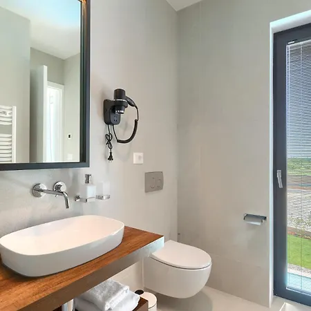 Beautiful Vegt With Pool In Villa *